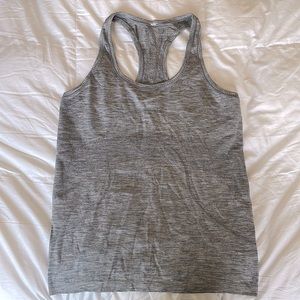 Lululemon Swiftly Tech Racerback size 10 gray